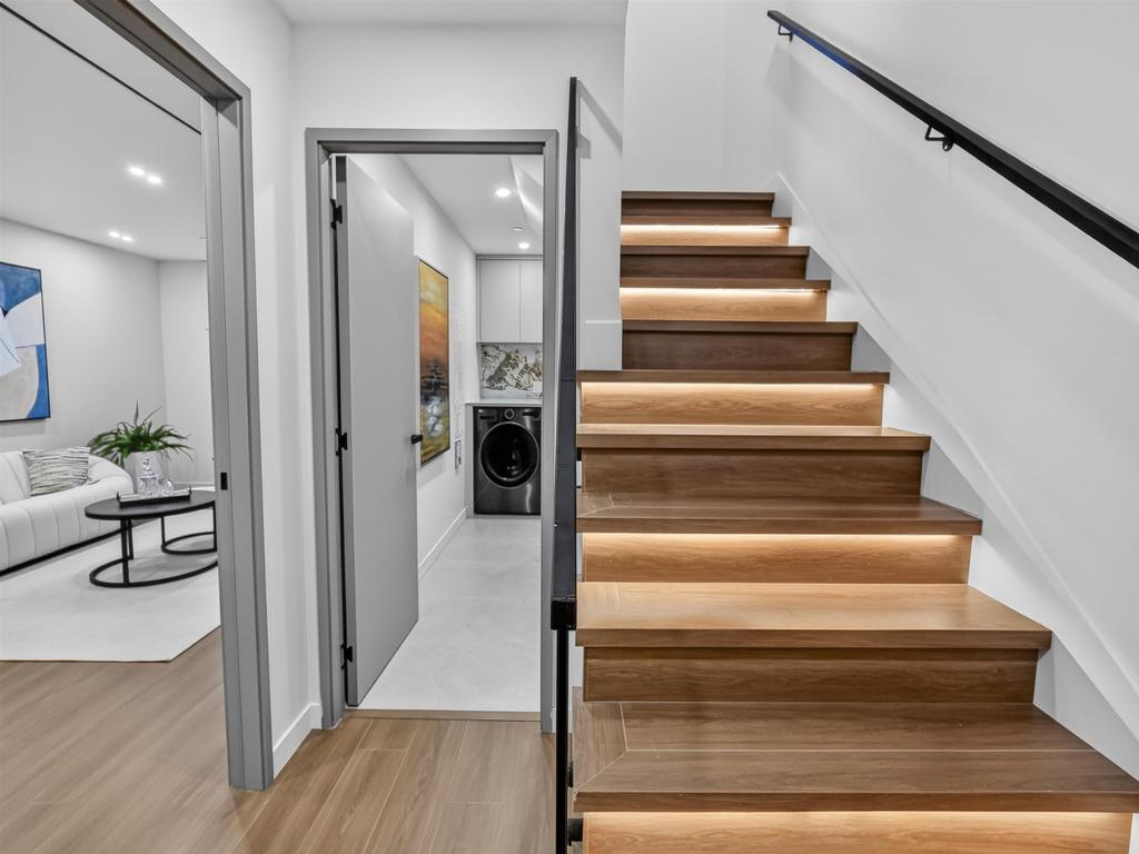 Listing Image for R3087436