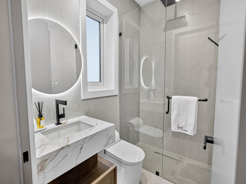 Listing Image for R3087436