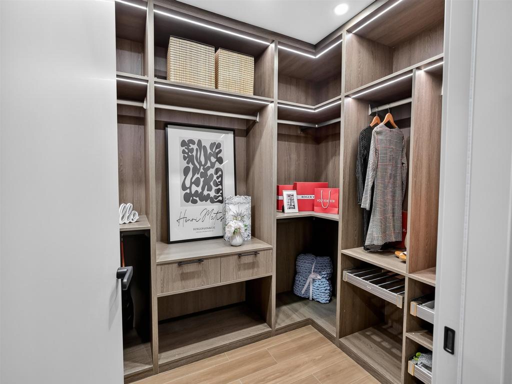 Listing Image for R3087436