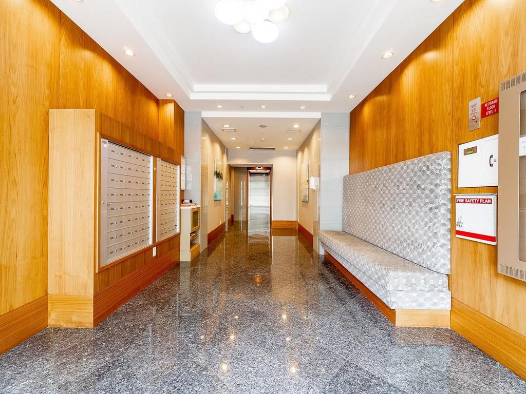 Listing Image for R3087440