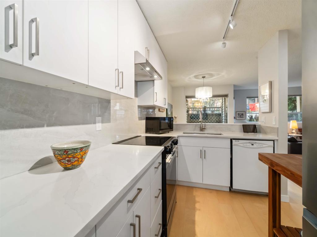 Listing Image for R3087458