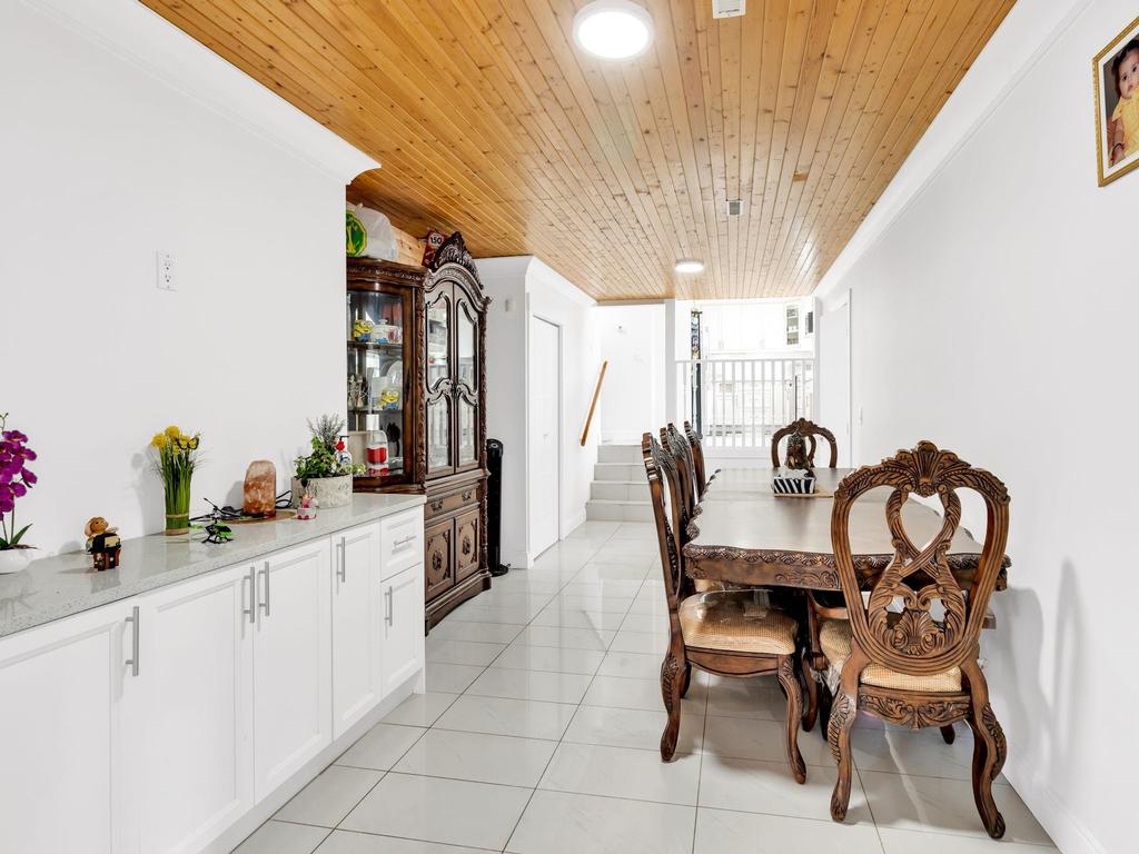 Listing Image for R3087467