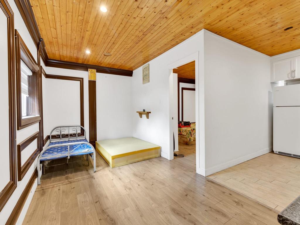 Listing Image for R3087467