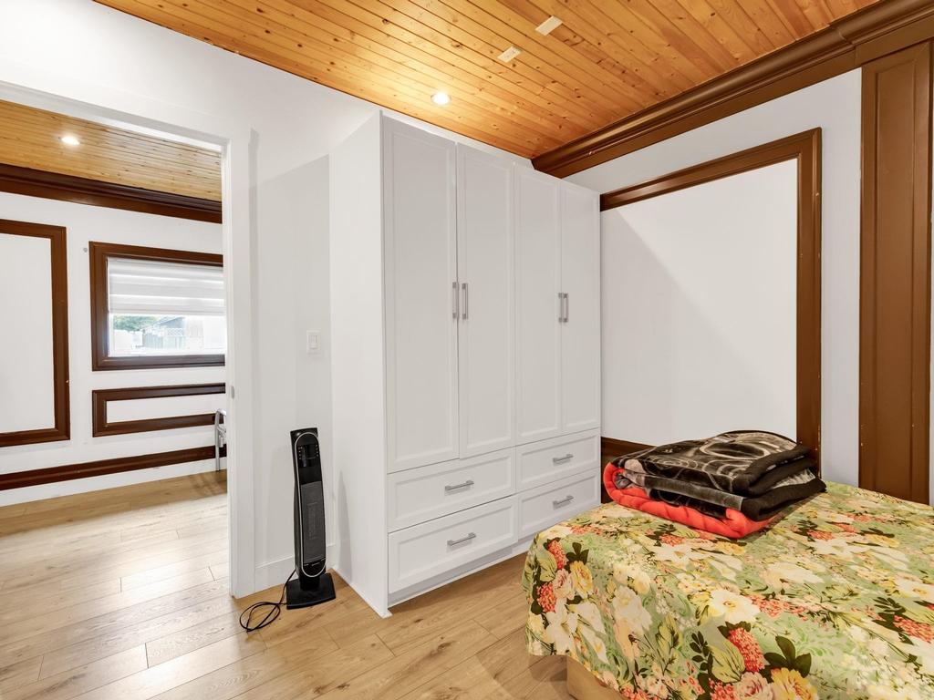 Listing Image for R3087467