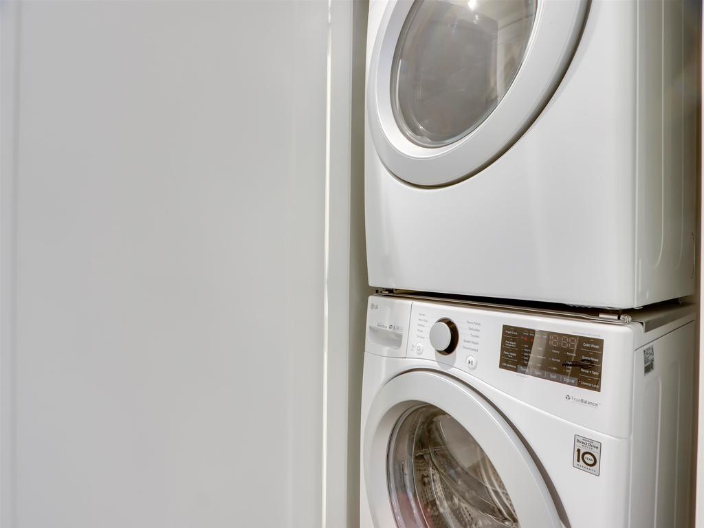 Listing Image for R3087476