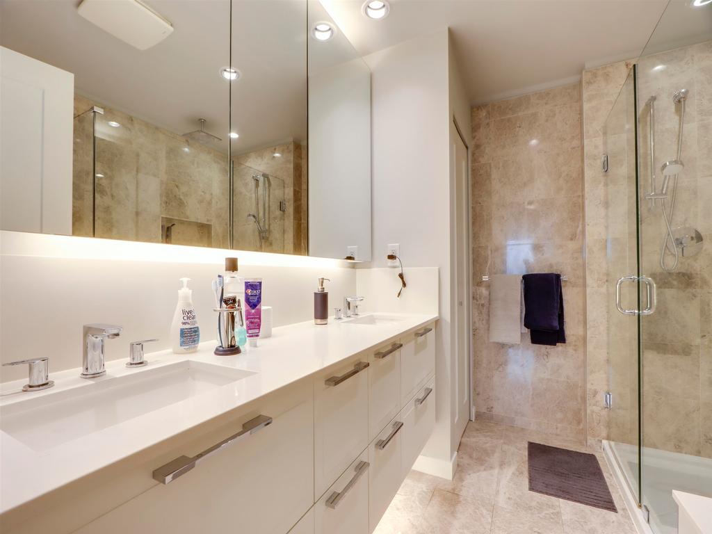 Listing Image for R3087476