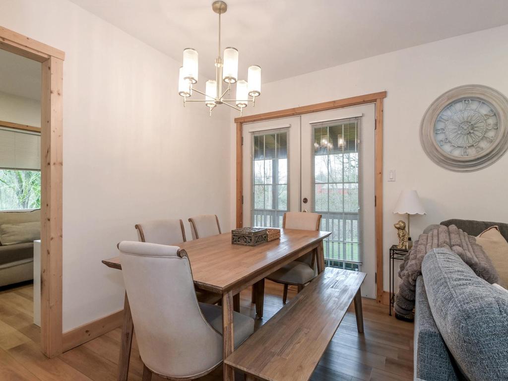 Listing Image for R3087552