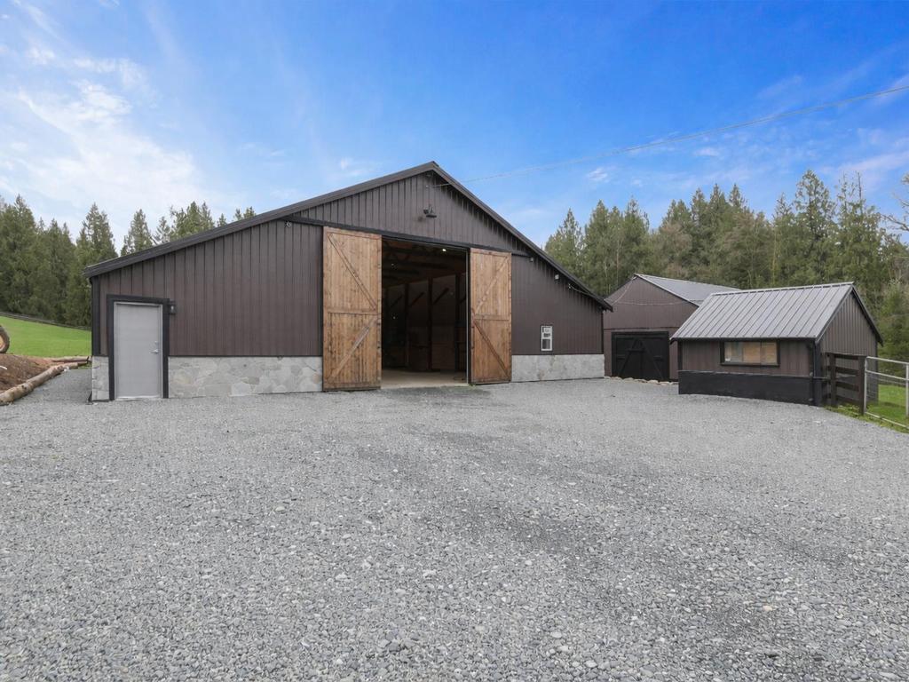 Listing Image for R3087552