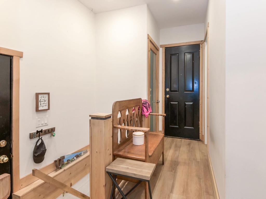 Listing Image for R3087552