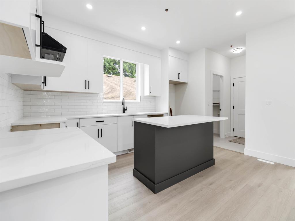 Listing Image for R3087592