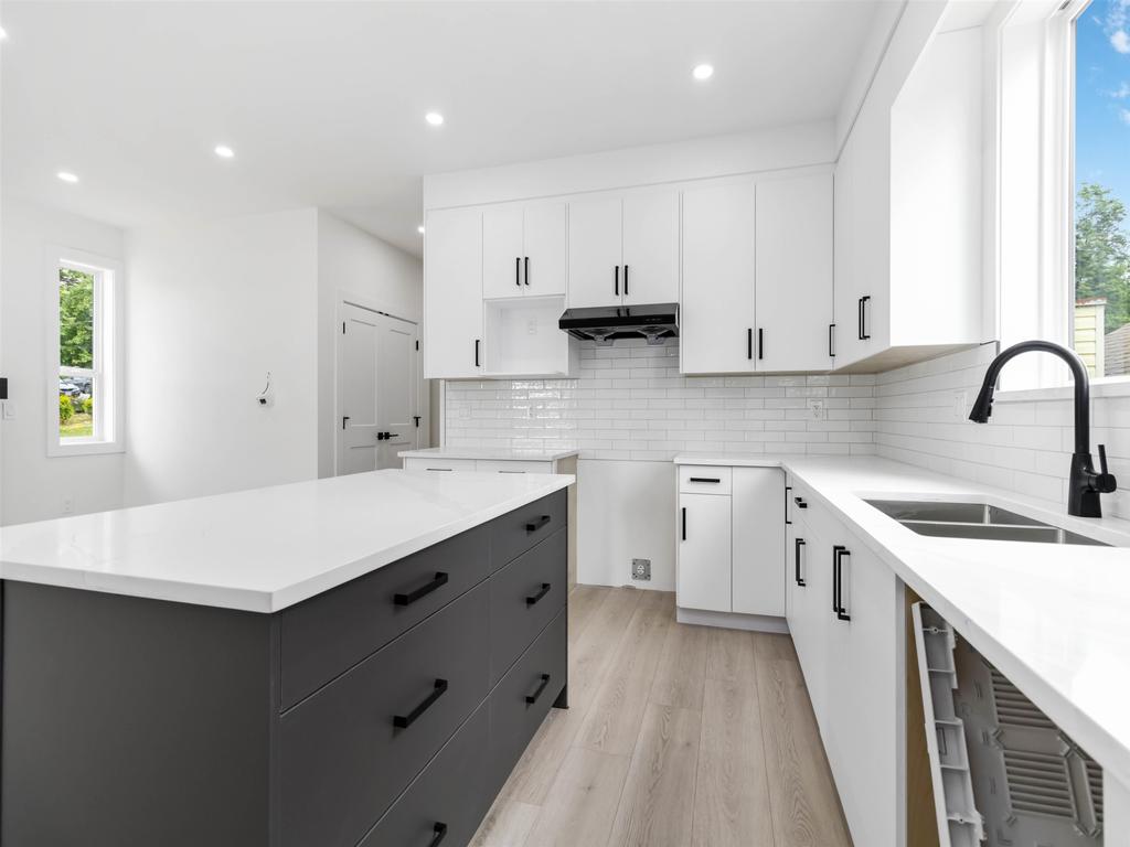 Listing Image for R3087592