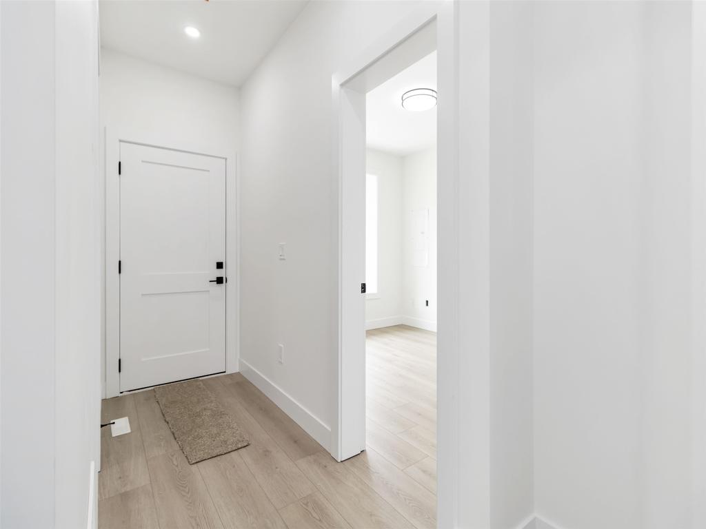 Listing Image for R3087592