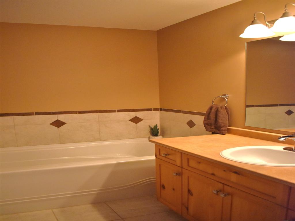 Listing Image for R3087635