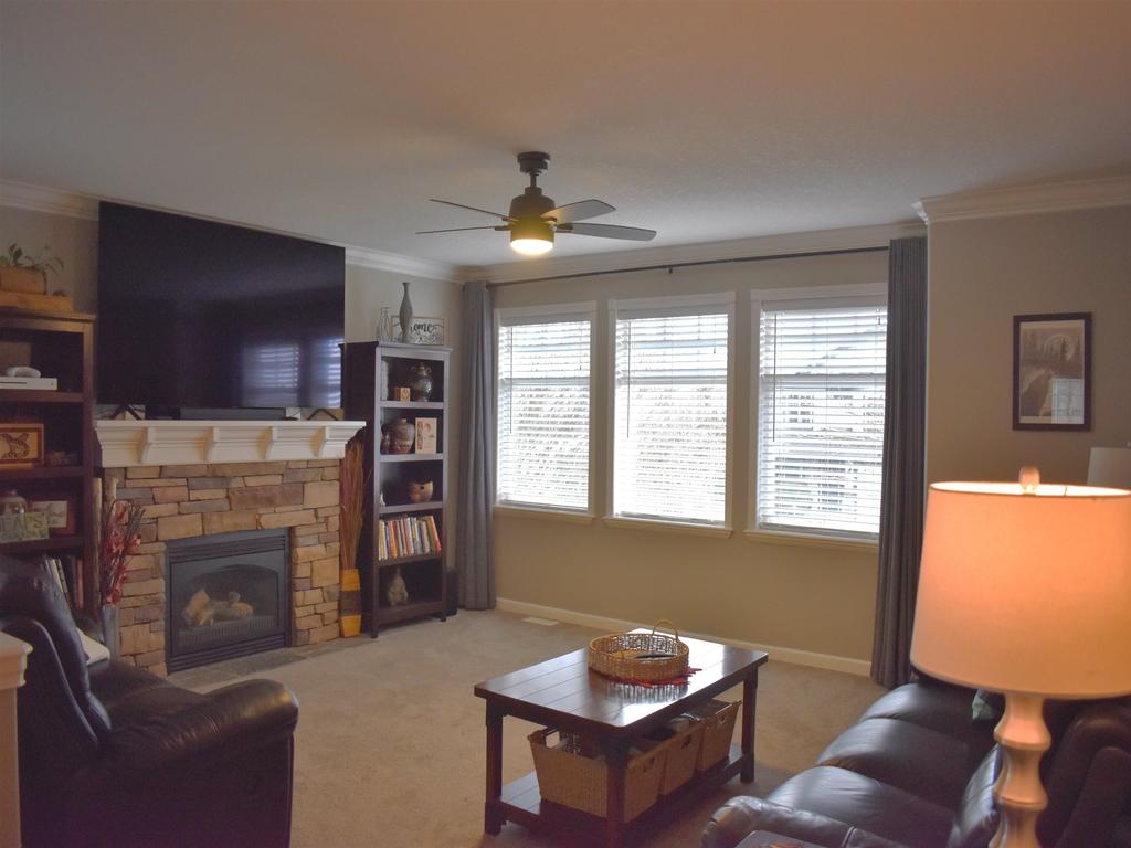 Listing Image for R3087635