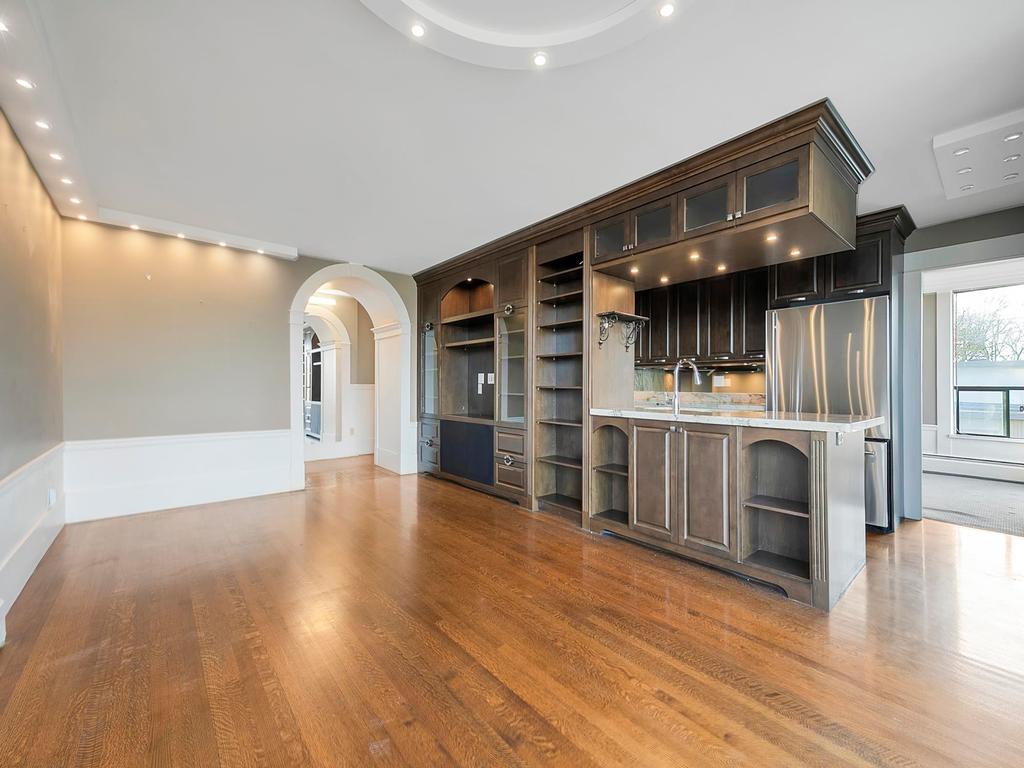 Listing Image for R3087686