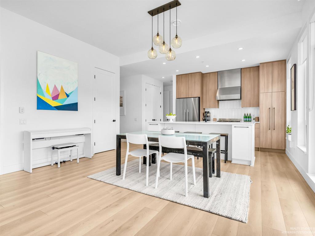 Listing Image for R3087771