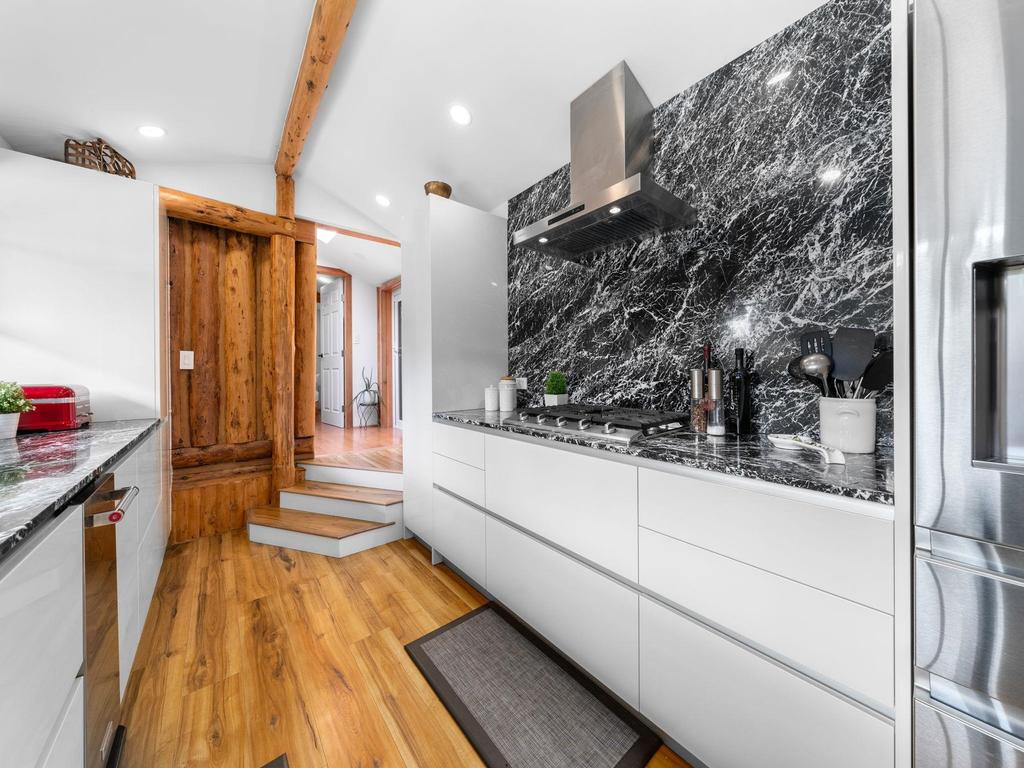 Listing Image for R3087787