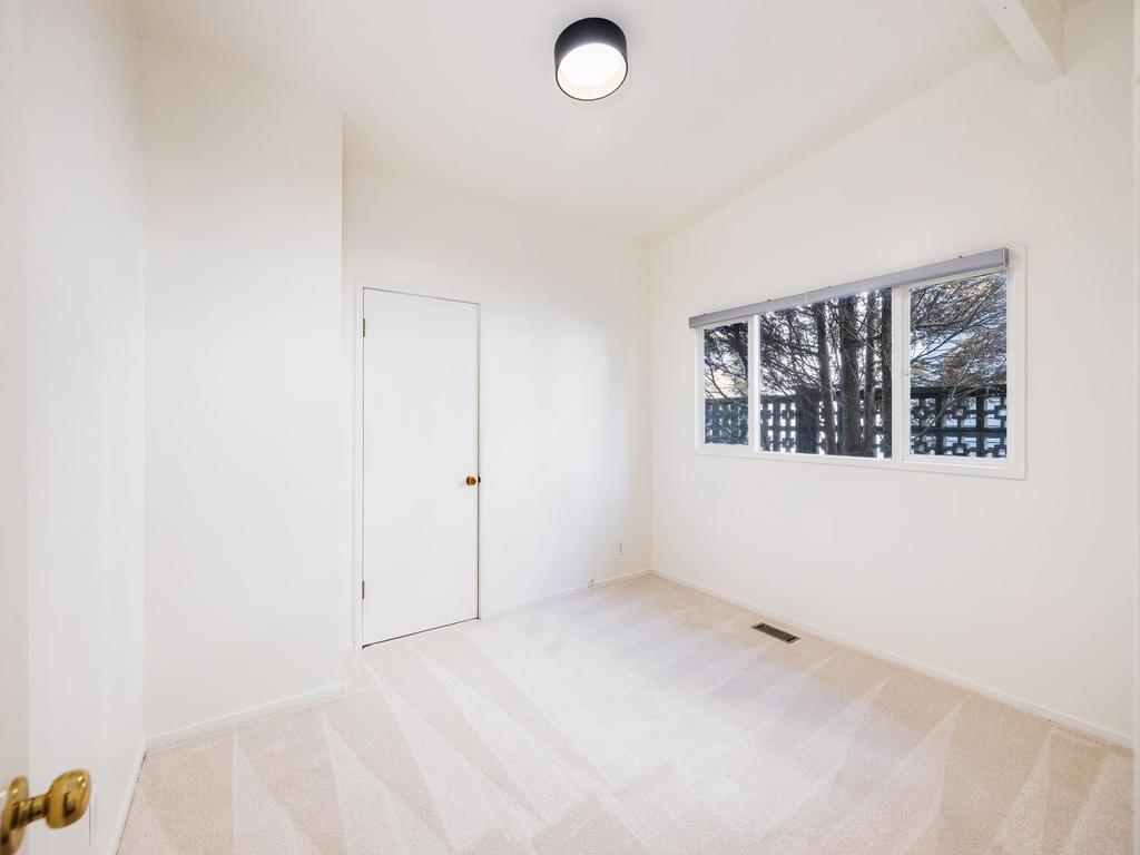 Listing Image for R3087809