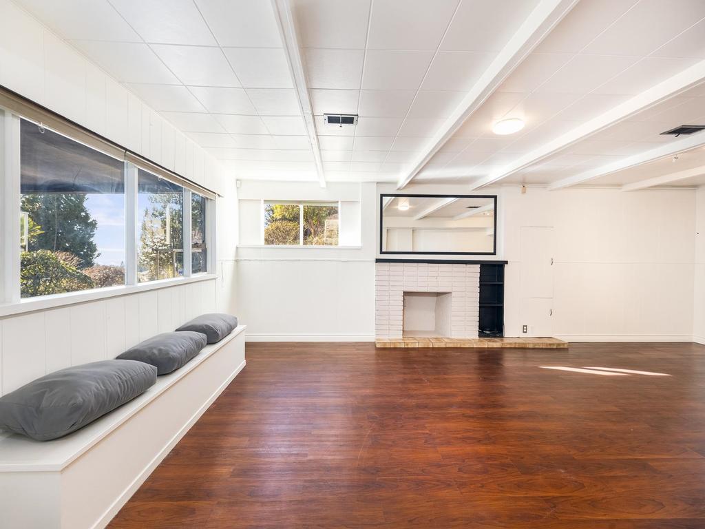 Listing Image for R3087809