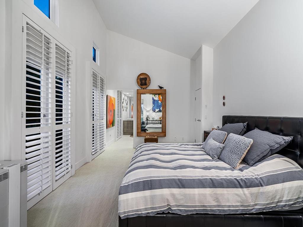 Listing Image for R3087821