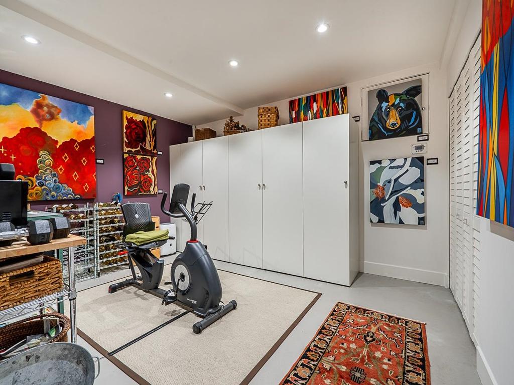 Listing Image for R3087821