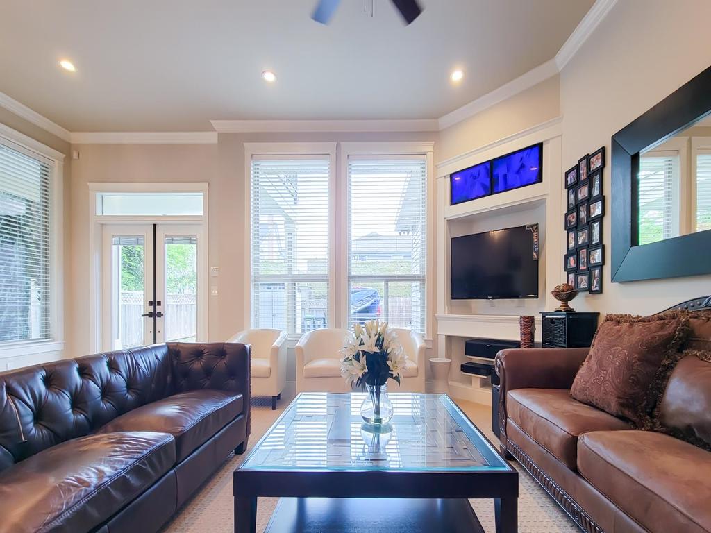 Listing Image for R3087833