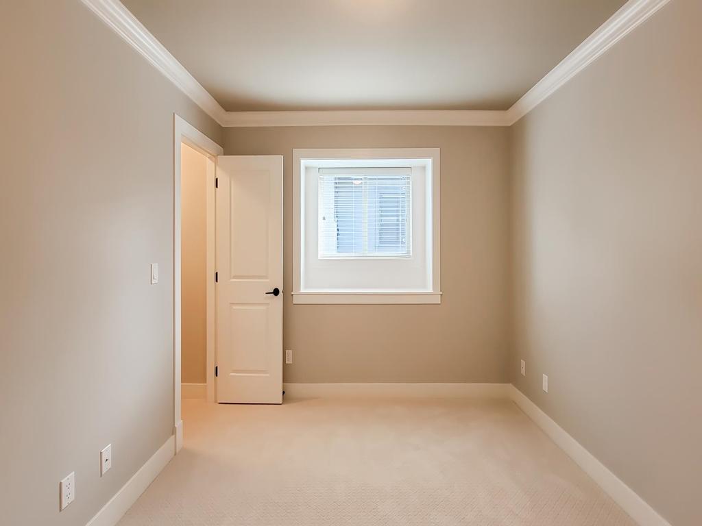 Listing Image for R3087833