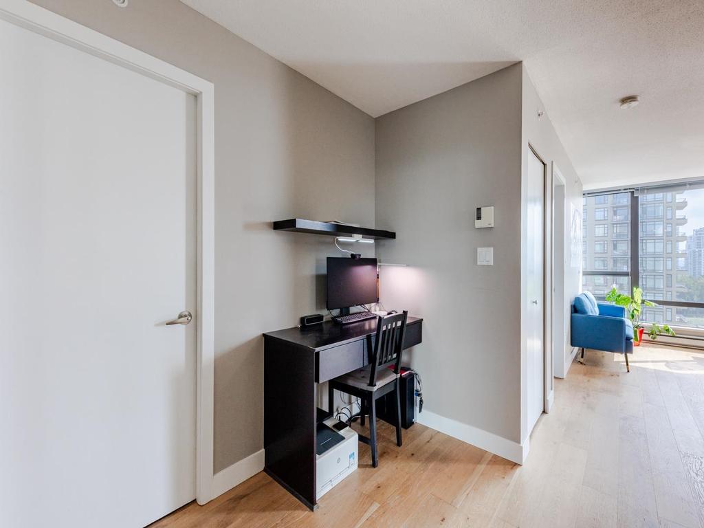 Listing Image for R3087850