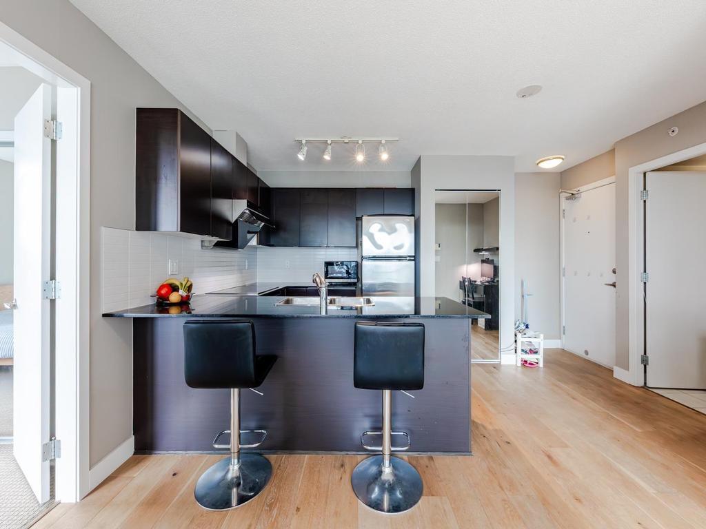 Listing Image for R3087850