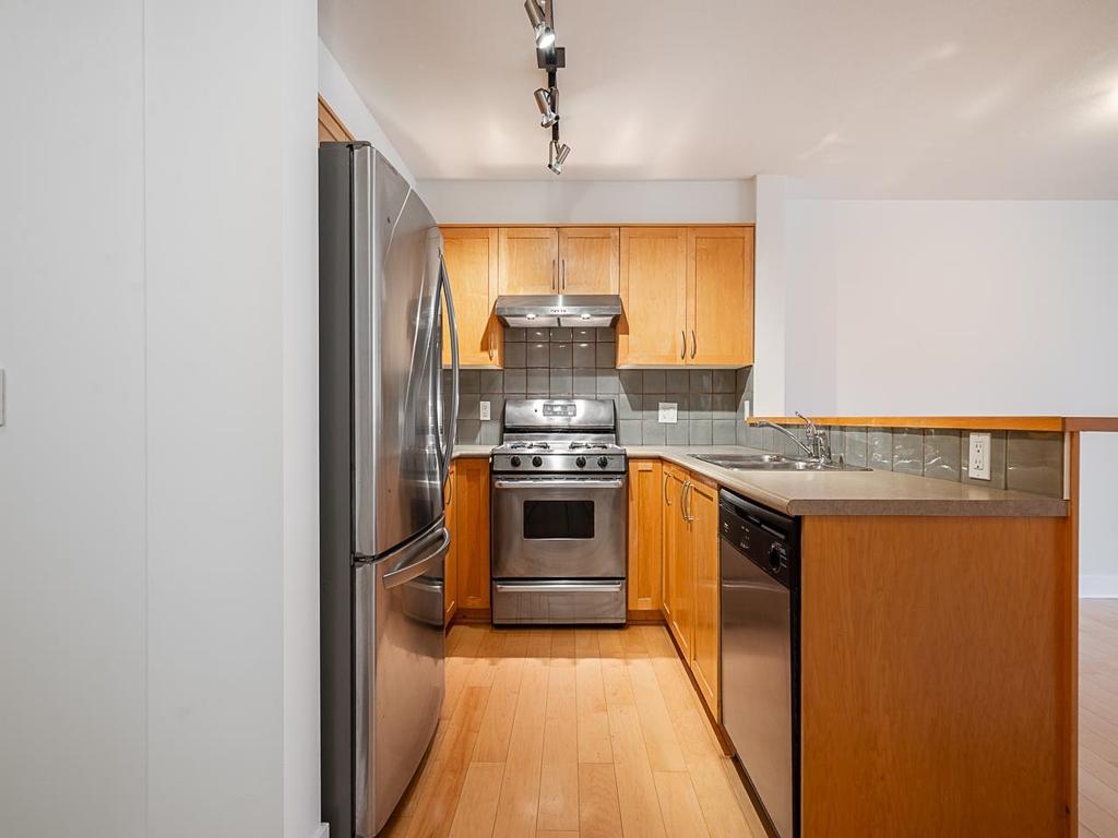 Listing Image for R3087851