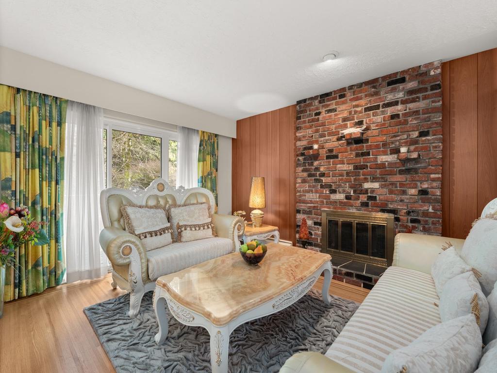 Listing Image for R3087854