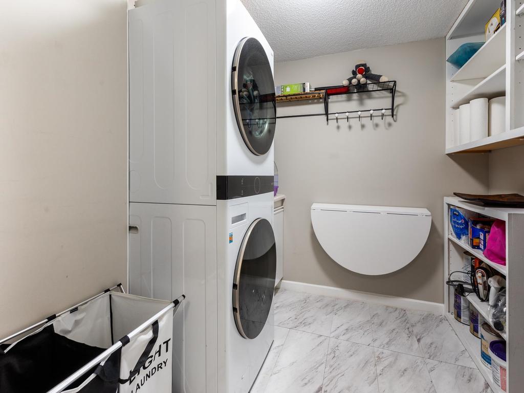 Listing Image for R3087874