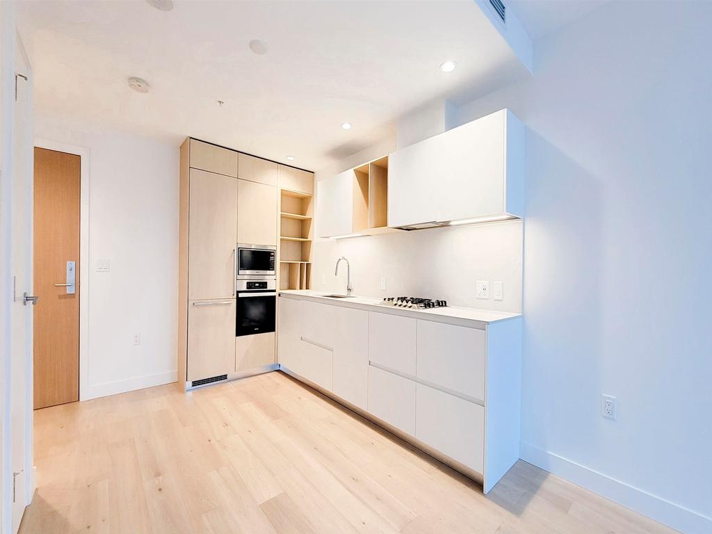 Listing Image for R3087996