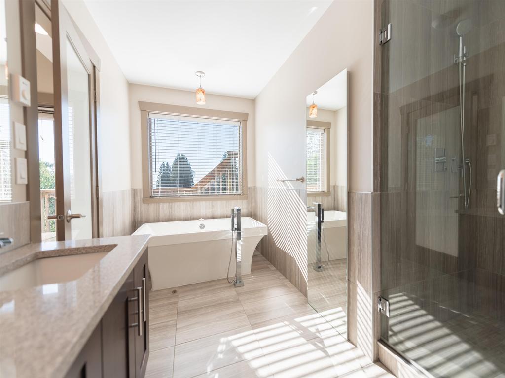 Listing Image for R3088012