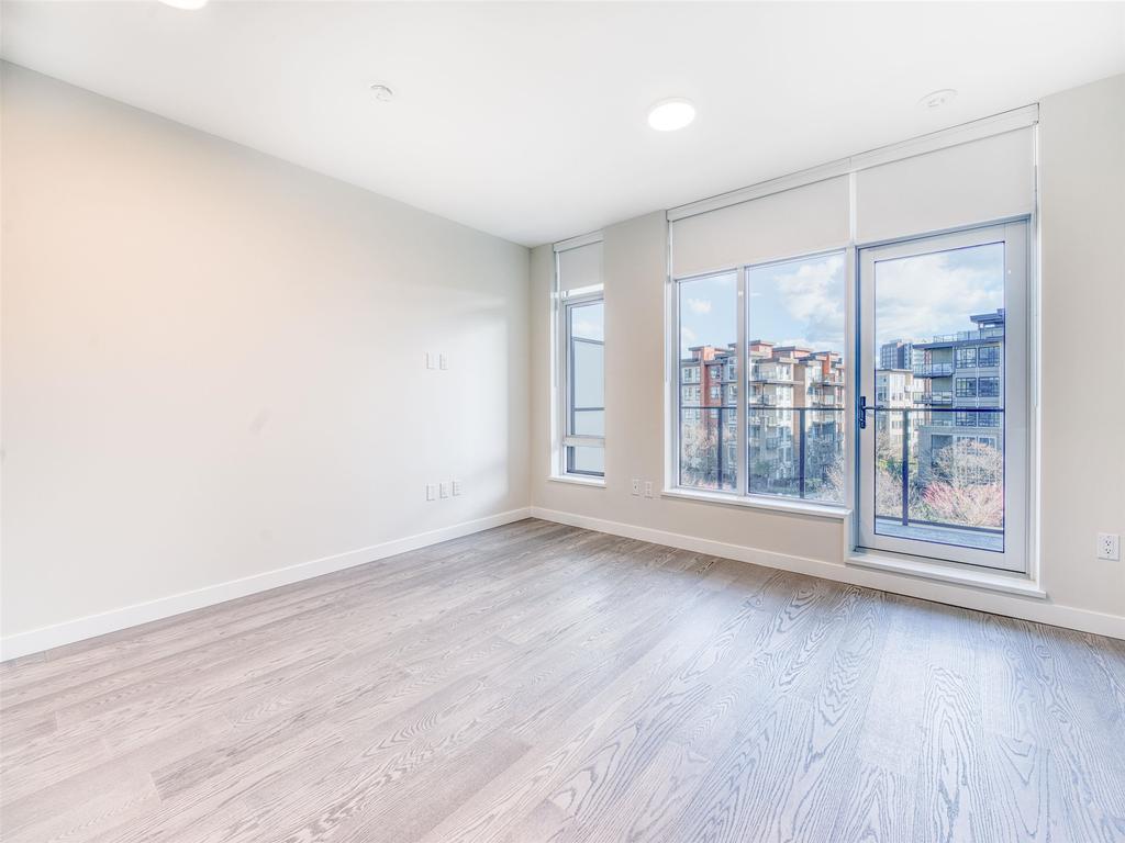 Listing Image for R3088018