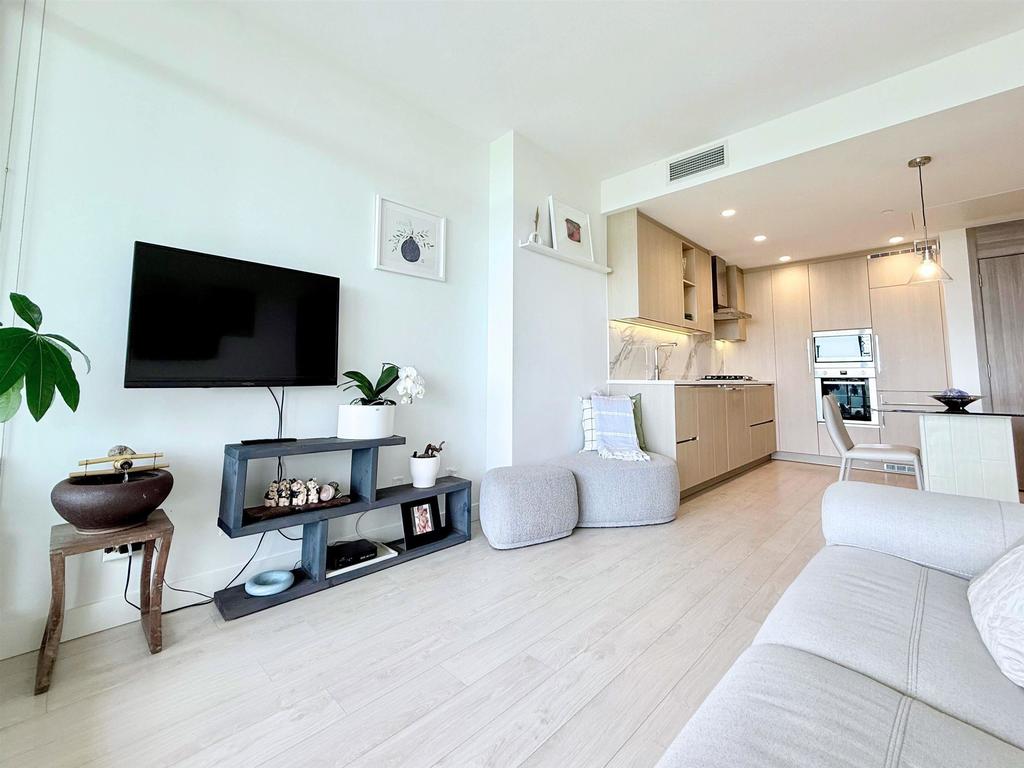 Listing Image for R3088021