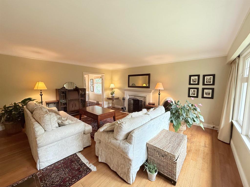 Listing Image for R3088027