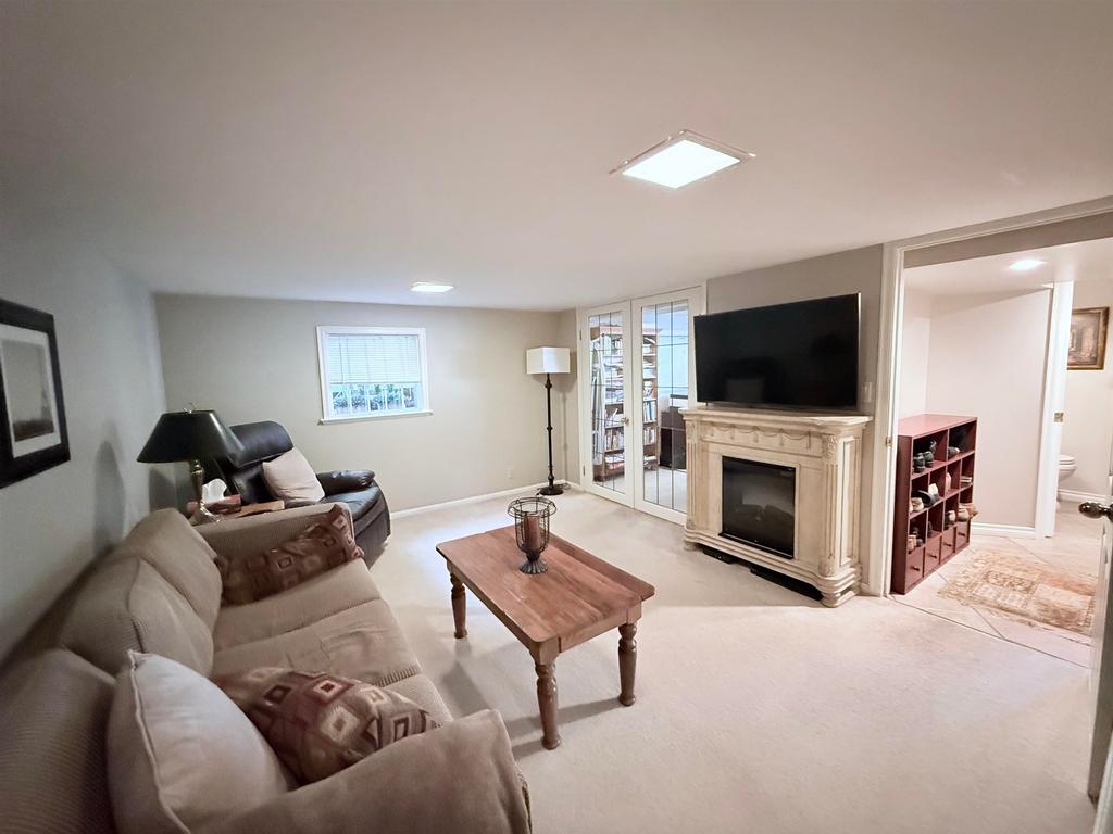 Listing Image for R3088027