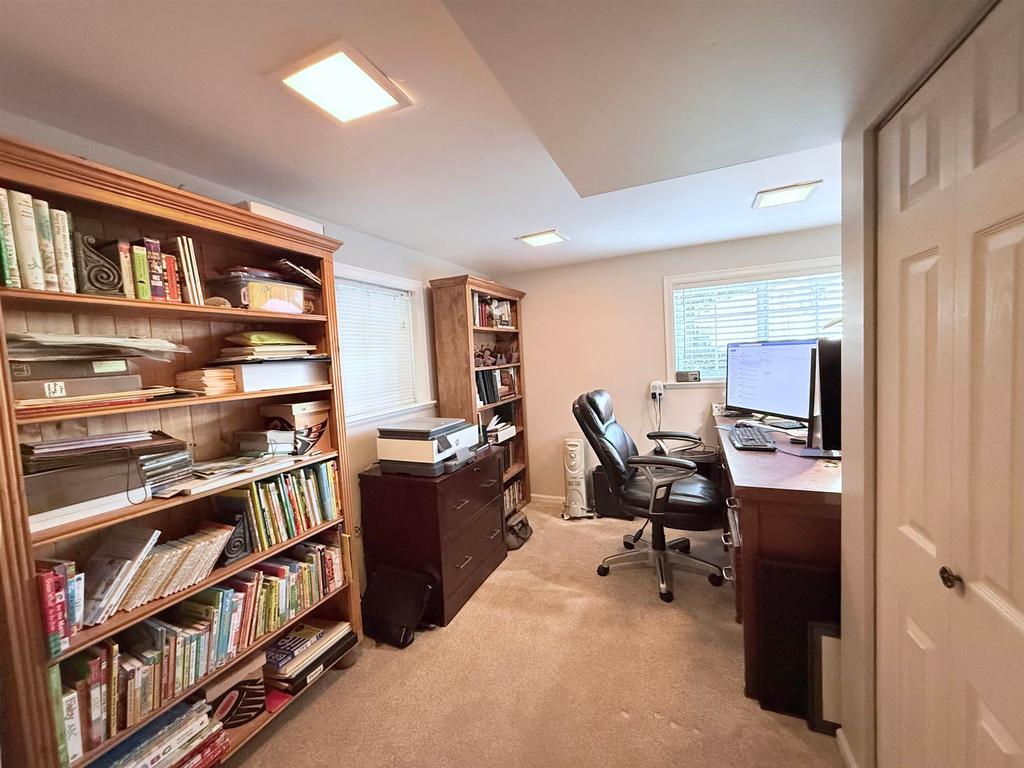 Listing Image for R3088027