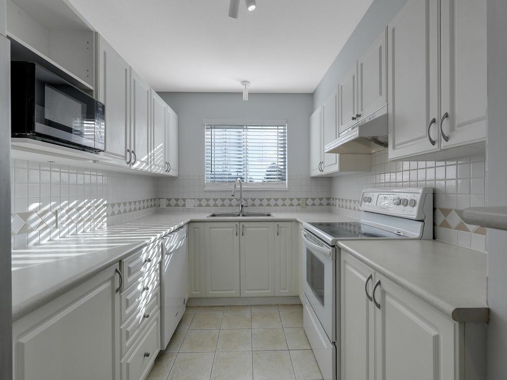 Listing Image for R3088093