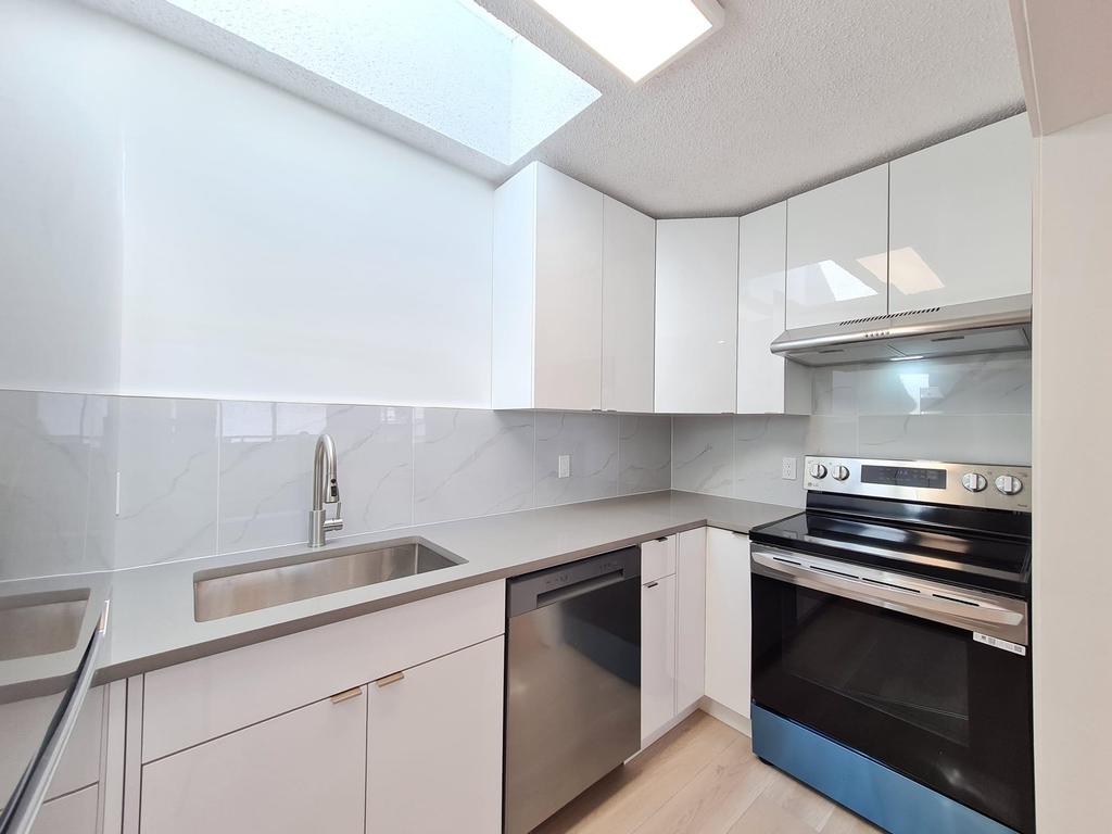 Listing Image for R3088245