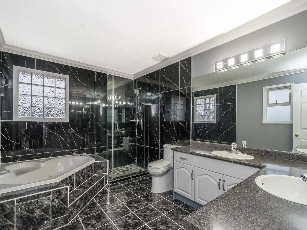 Listing Image for R3088393