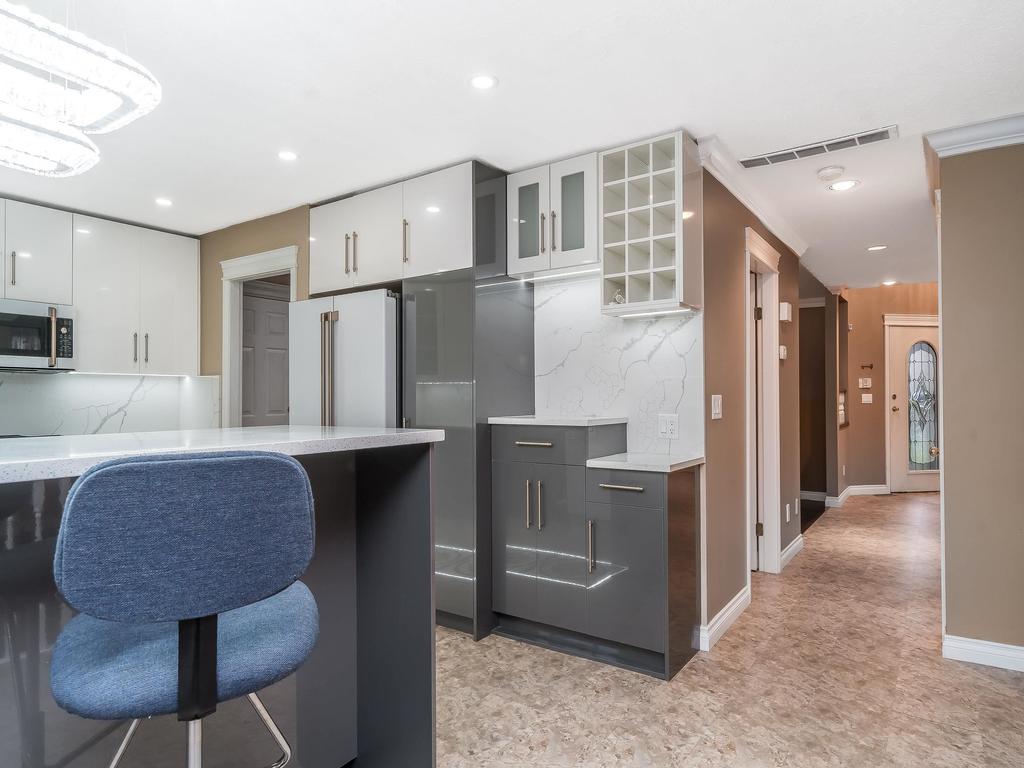 Listing Image for R3088393