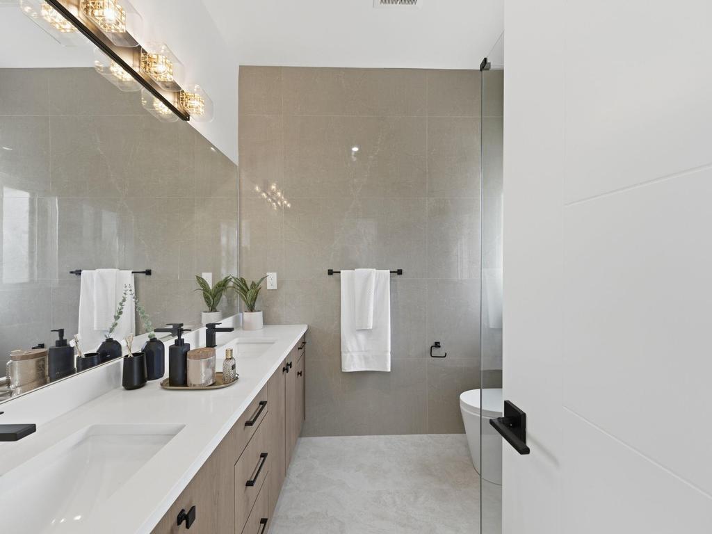 Listing Image for R3088595