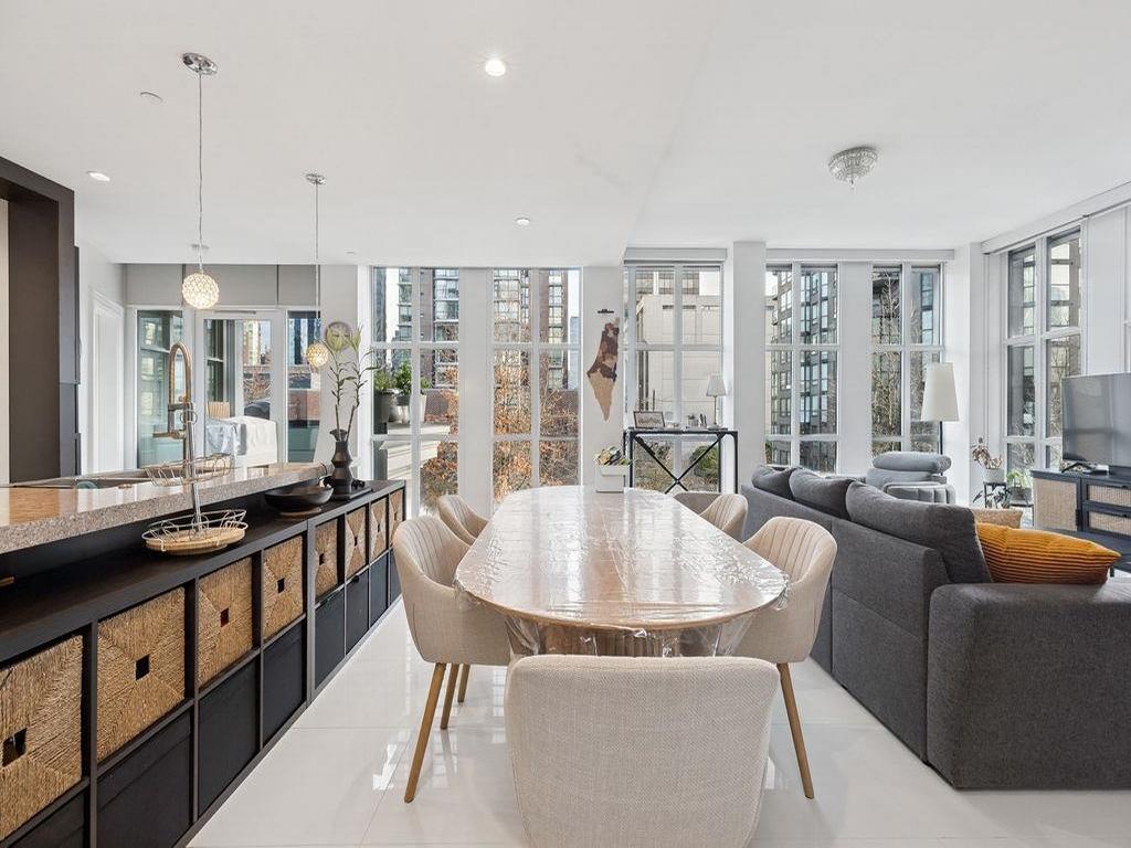 Listing Image for R3088612