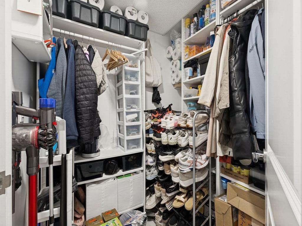 Listing Image for R3088612