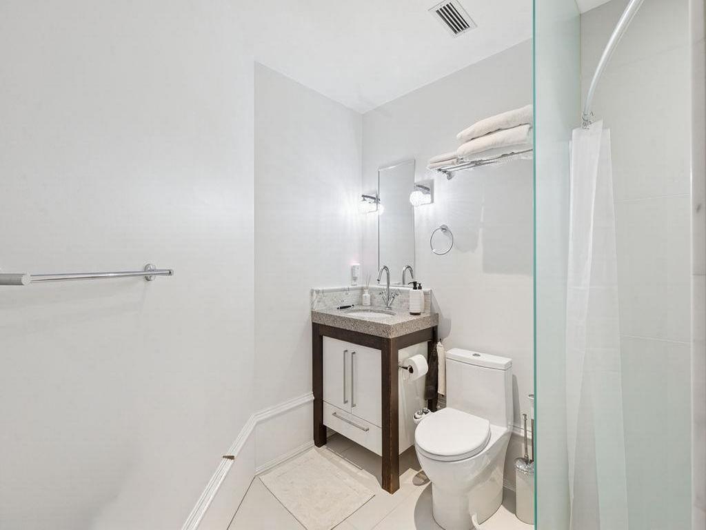 Listing Image for R3088612