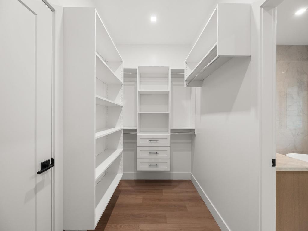 Listing Image for R3088676