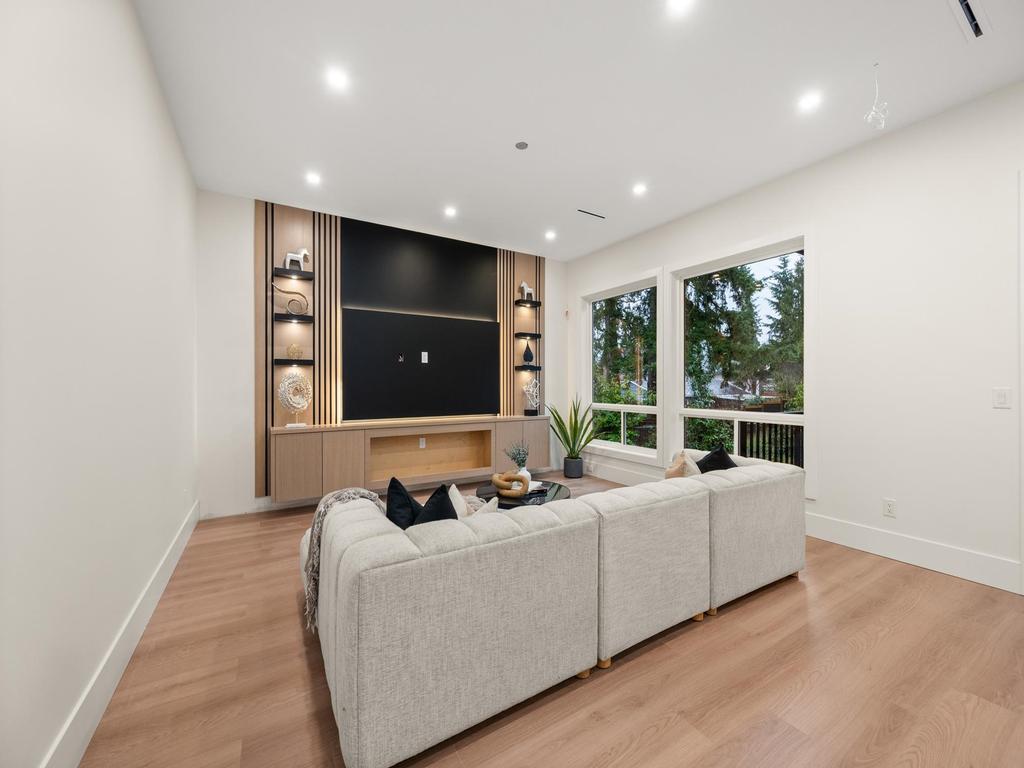 Listing Image for R3088676