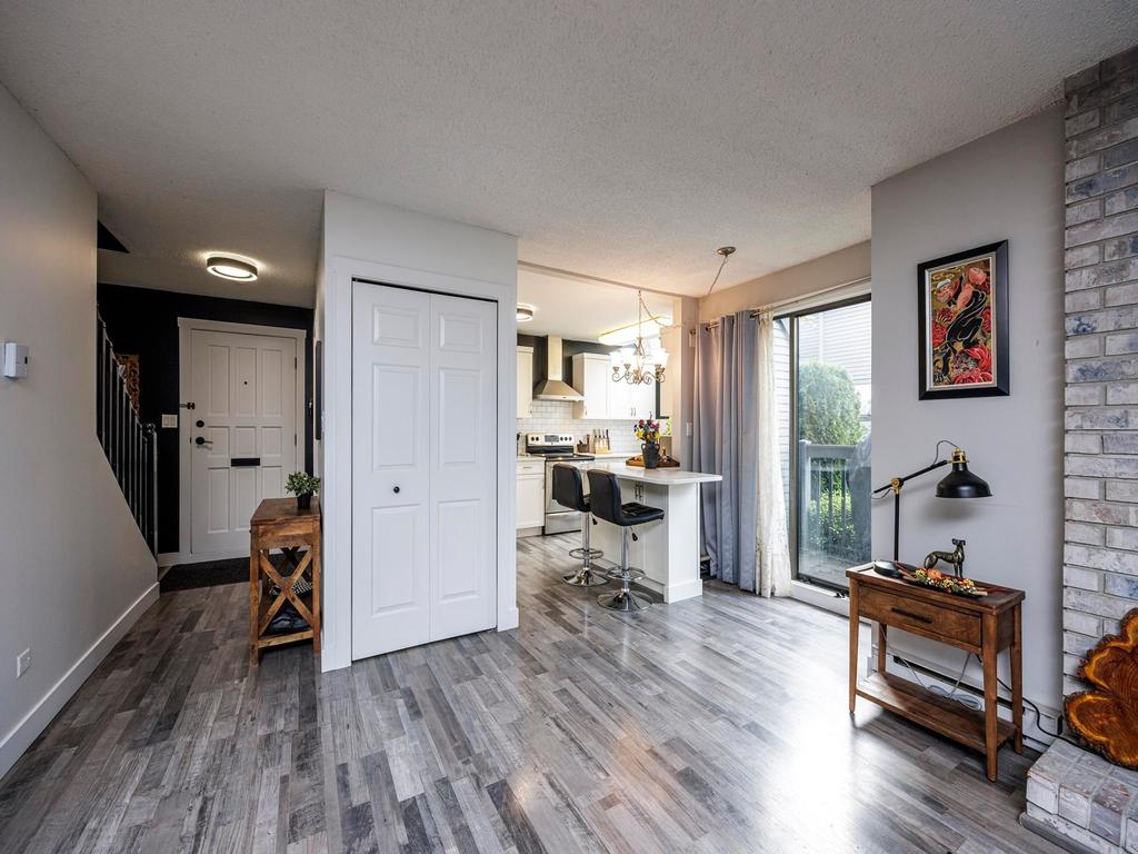 Listing Image for R3088774